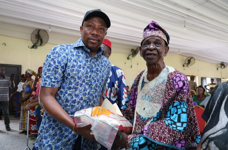 XMAS: Isoko South Chairman, Warri Preaches Love, Peace, Kindness, Togetherness